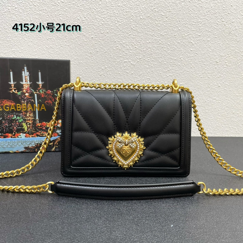 COZY - DAG Bags - 122