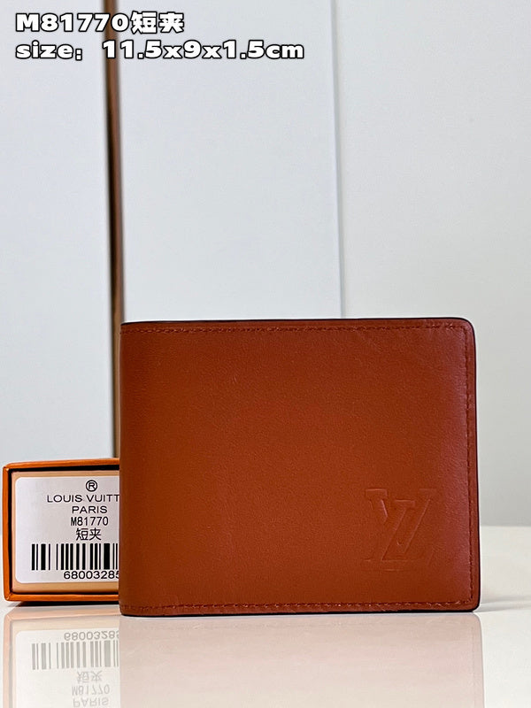 COZY - LOV Wallets - 206