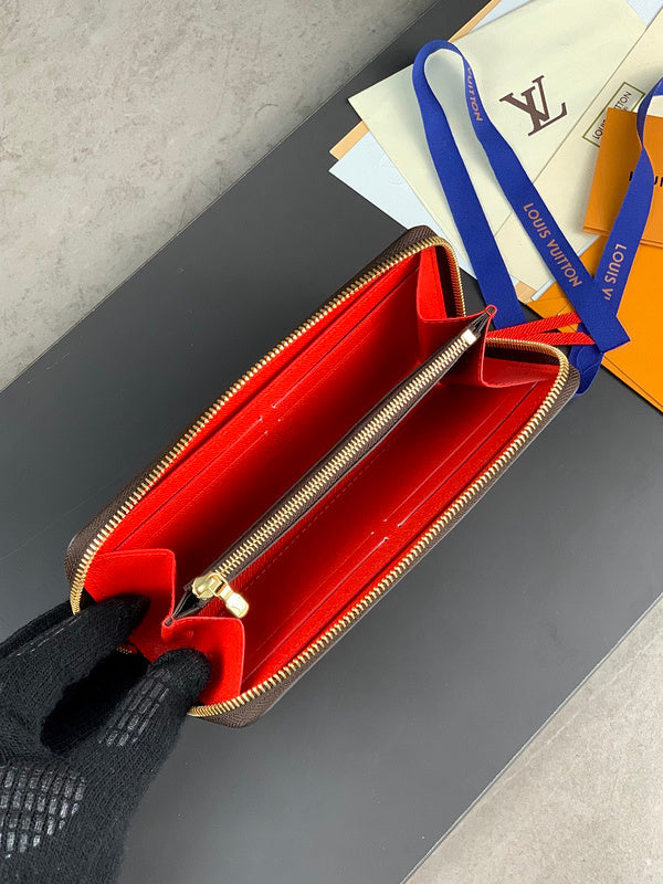 COZY - LOV Wallets - 166