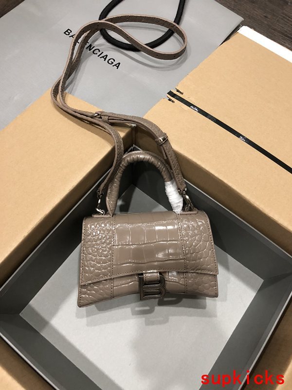 COZY BAGS - BG Hourglass Bags - 105