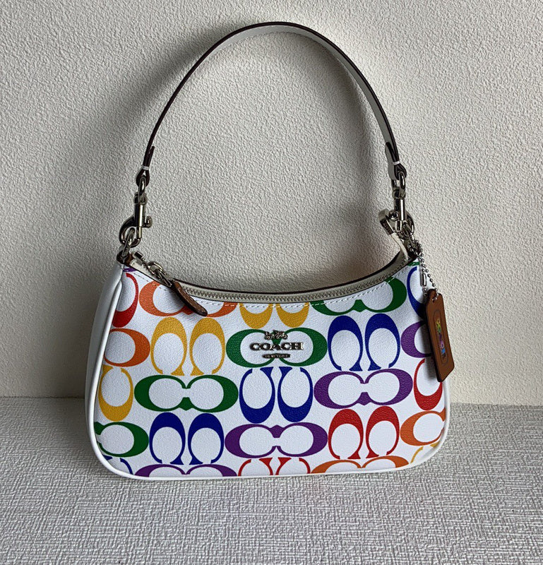 COZY - CAH Bags - 219