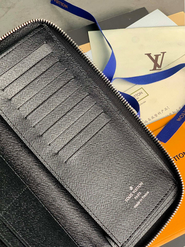 COZY BAGS - LOV Wallets - 272