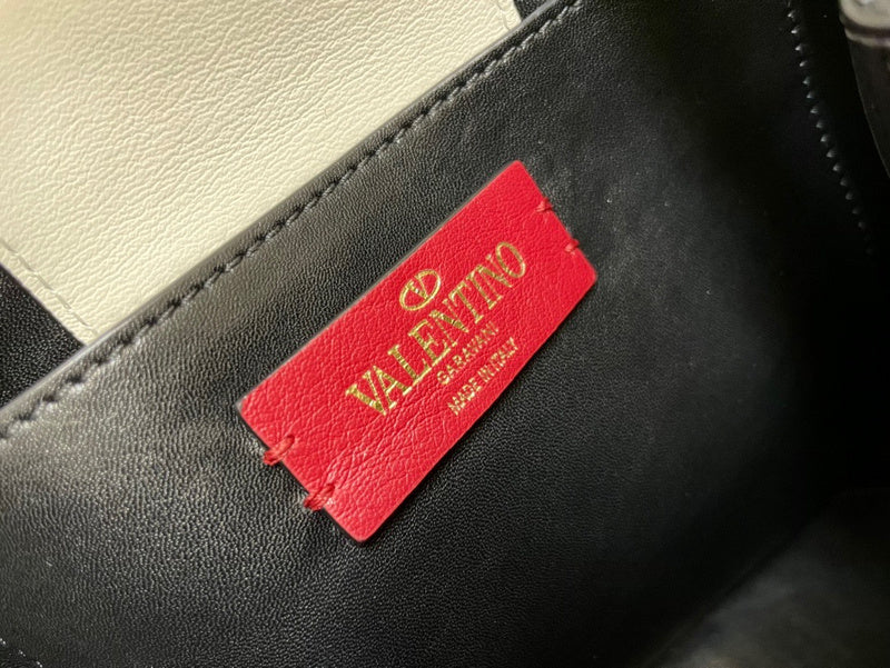 JB - VEL Lady Bags - 056