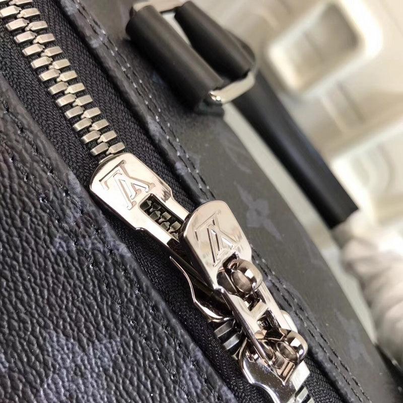 JB - LOV Travel Bags - 200