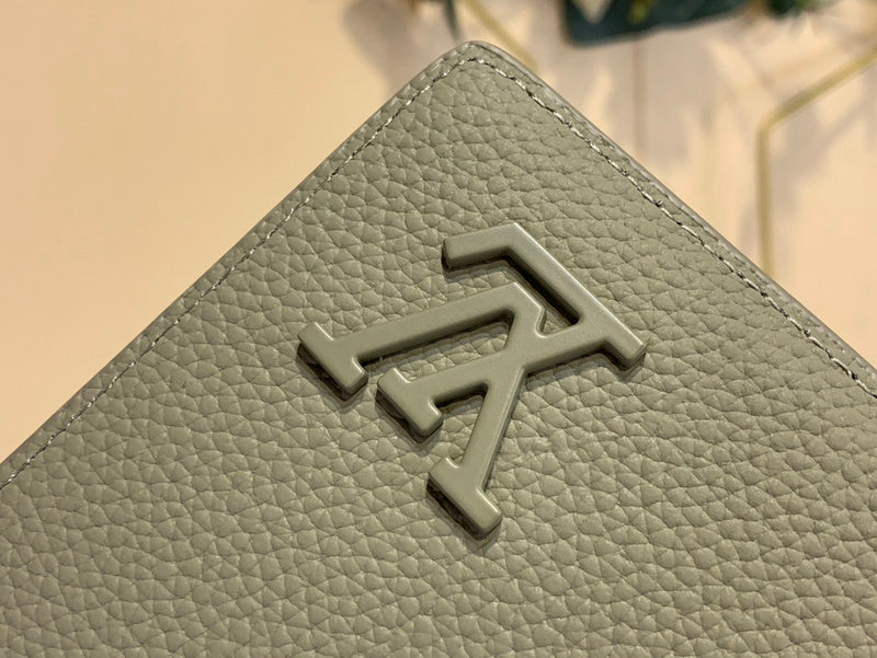 COZY - LOV Wallets - 171