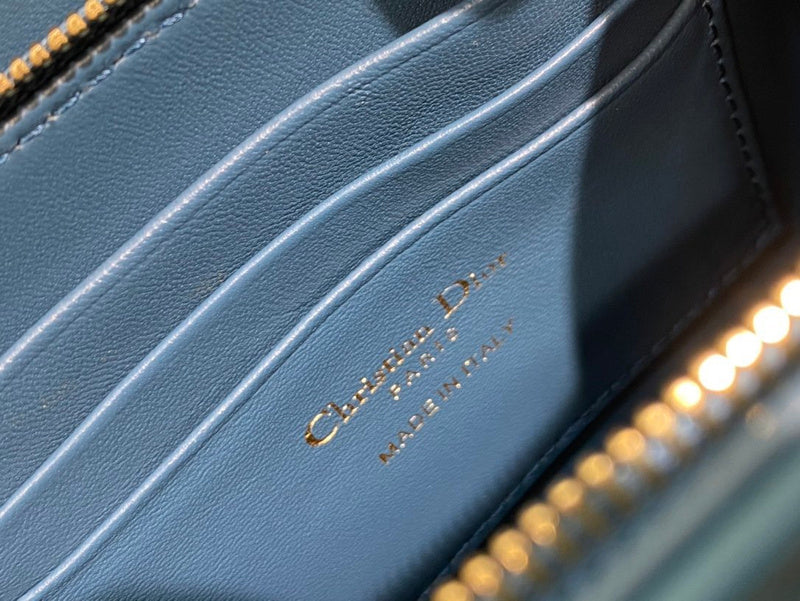 JB - DOR Wallets - 054