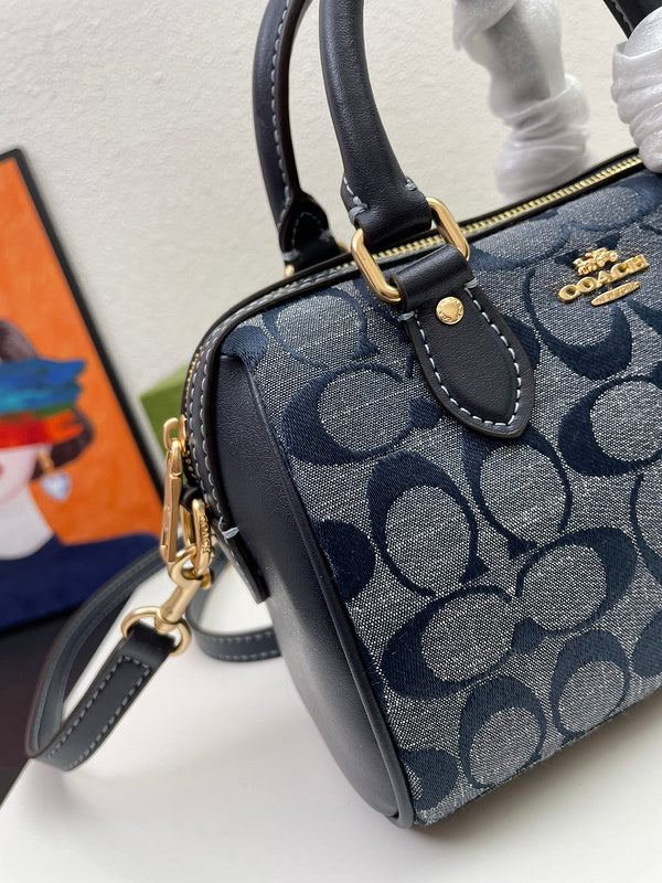 COZY - CAH Bags - 310