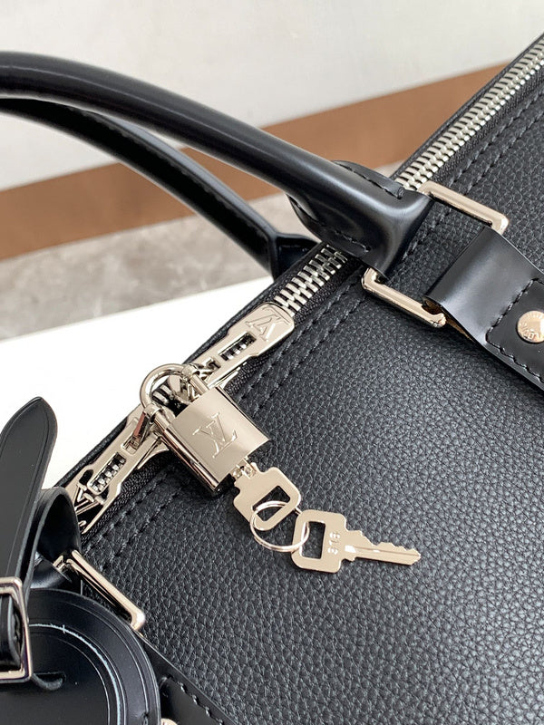 JB - LOV Travel Bags - 036