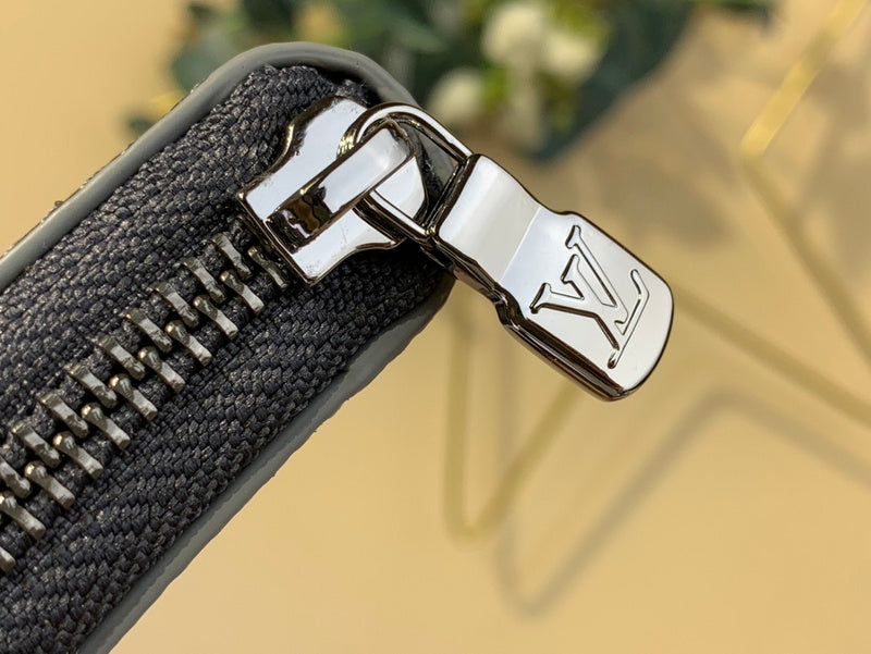 COZY BAGS - LOV Wallets - 200
