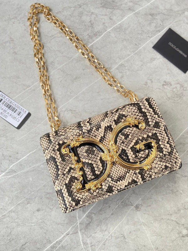 COZY - DAG Bags - 238