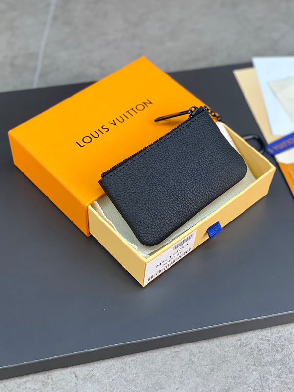 COZY - LOV Wallets - 003