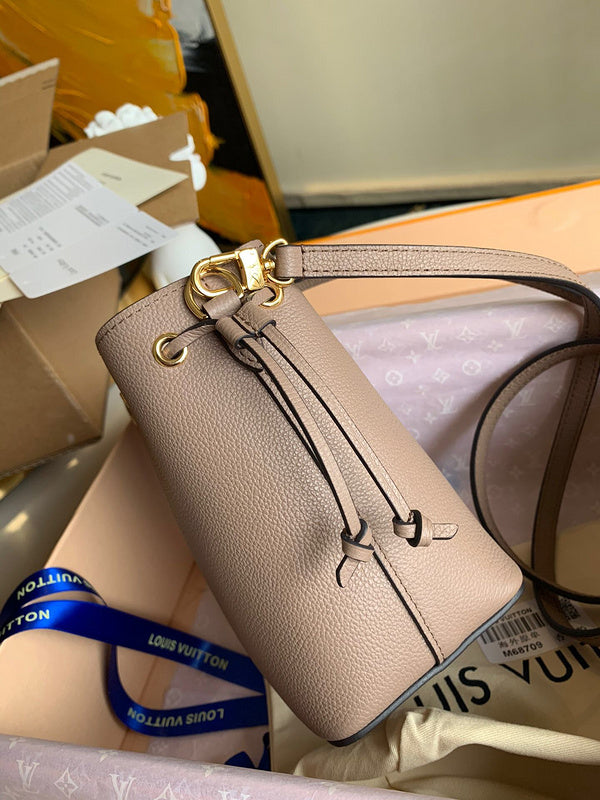 COZY - LV Bags - 4907