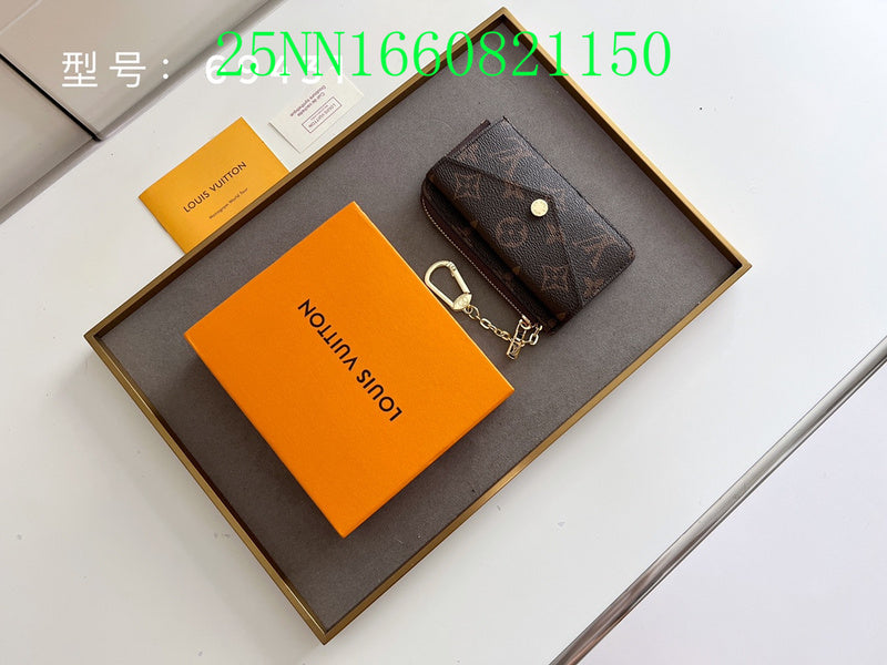 COZY BAGS - LOV Wallet - 085
