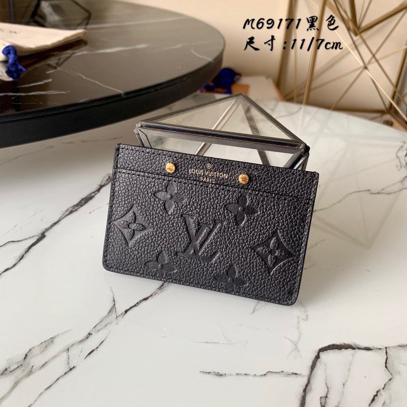 COZY - LOV Wallets - 330
