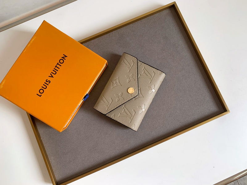 COZY BAGS - LOV Wallets - 662