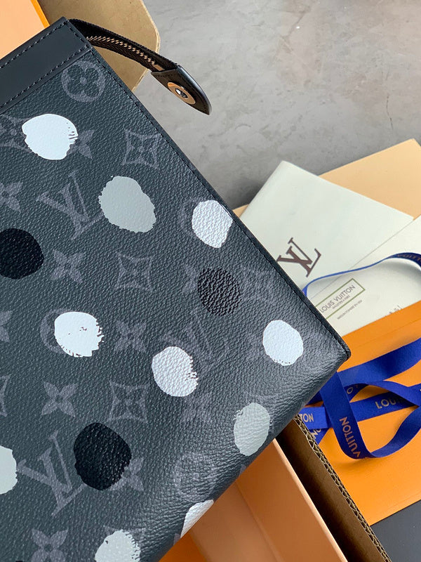 COZY - LOV Wallets - 391