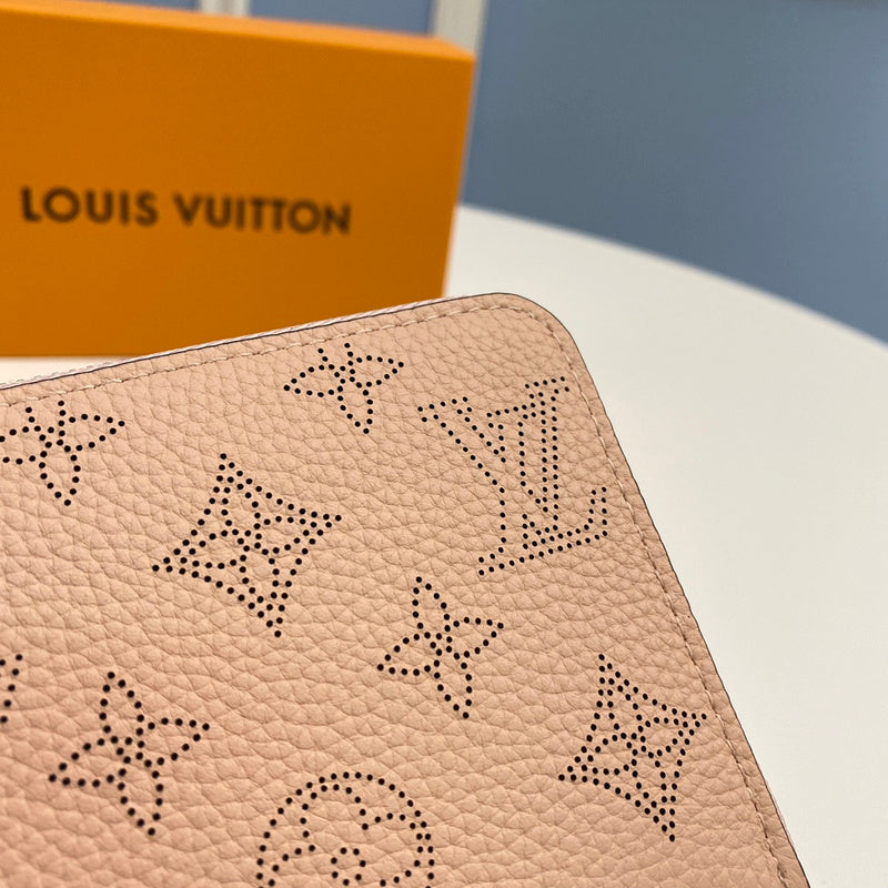 COZY - LOV Wallets - 514