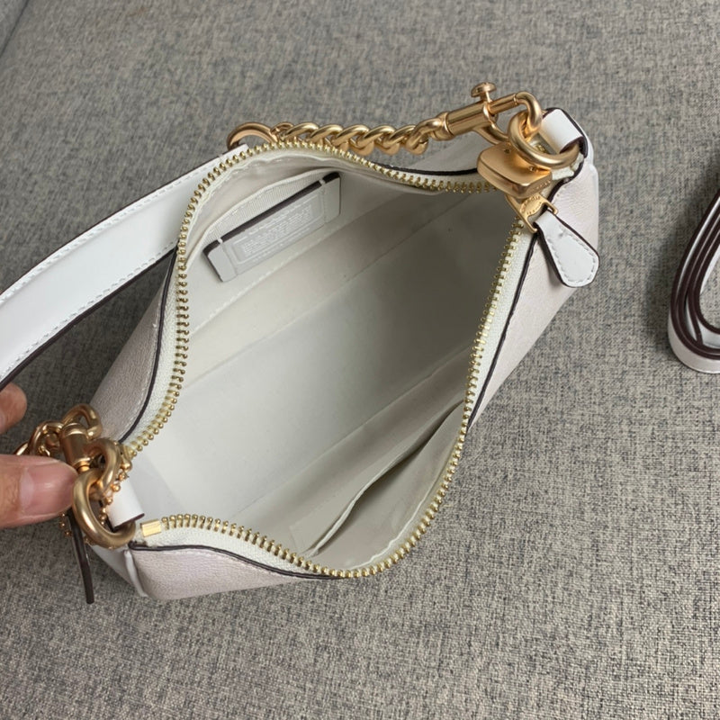 COZY - CAH Bags - 581