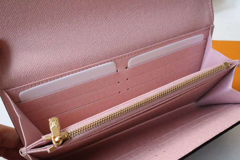 COZY - LOV Wallets - 481
