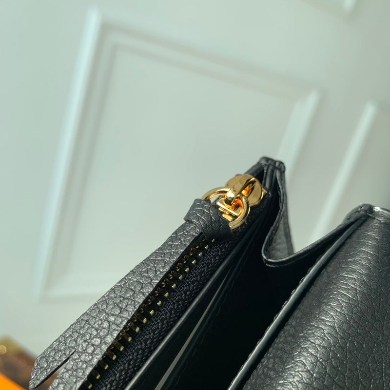 COZY - LOV Wallets - 139
