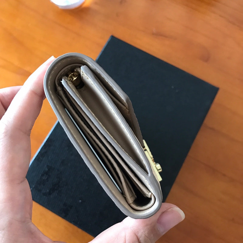 JB - MQM Wallets - 086