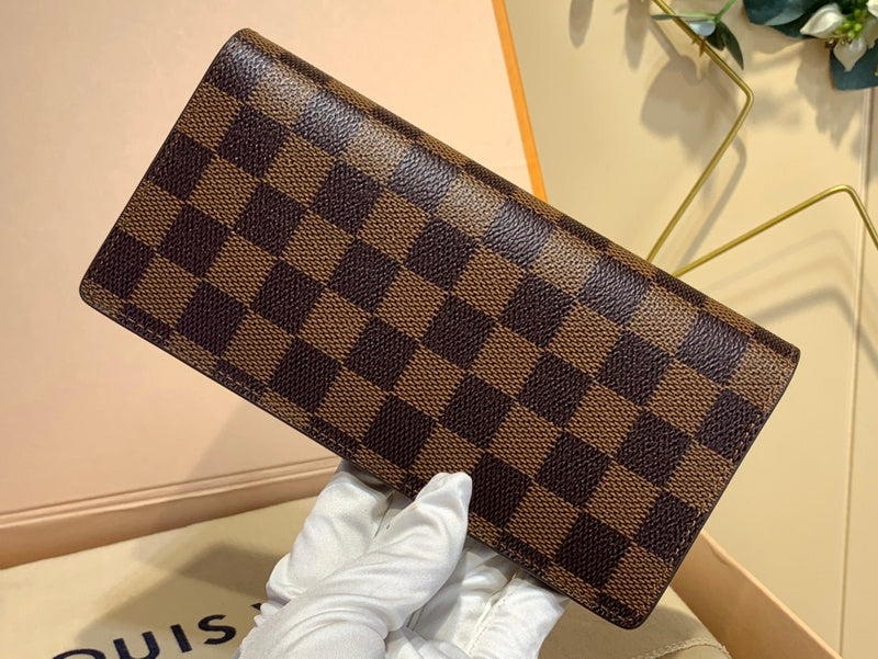 COZY - LOV Wallets - 465
