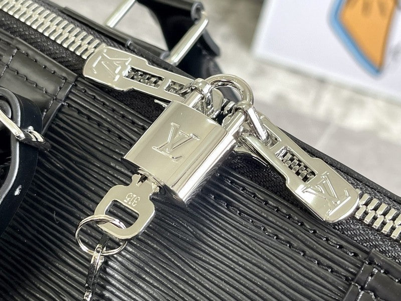 JB - LOV Travel Bags - 079