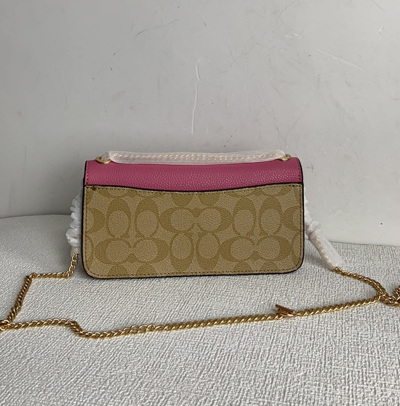 COZY - CAH Bags - 438