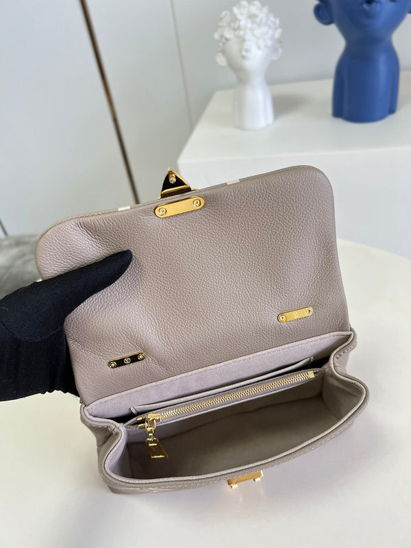 COZY - LV Bags - 2149