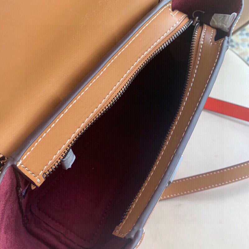 COZY - CAH Bags - 552