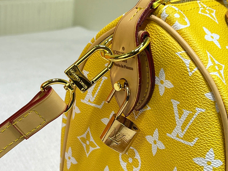 COZY BAGS - GUKI Women Bags - 1400