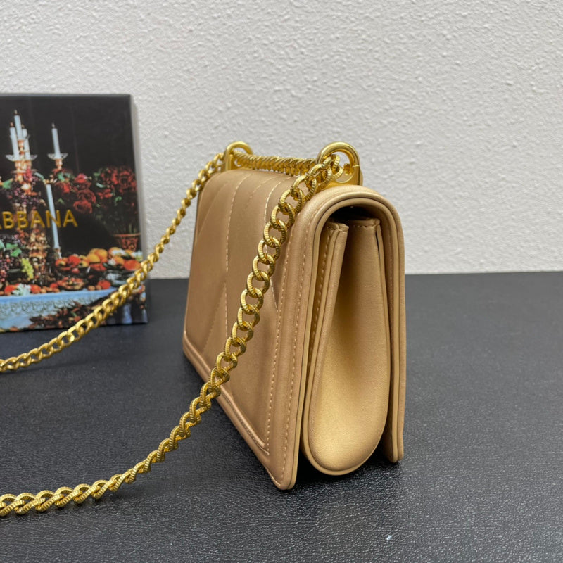 COZY - DAG Bags - 150