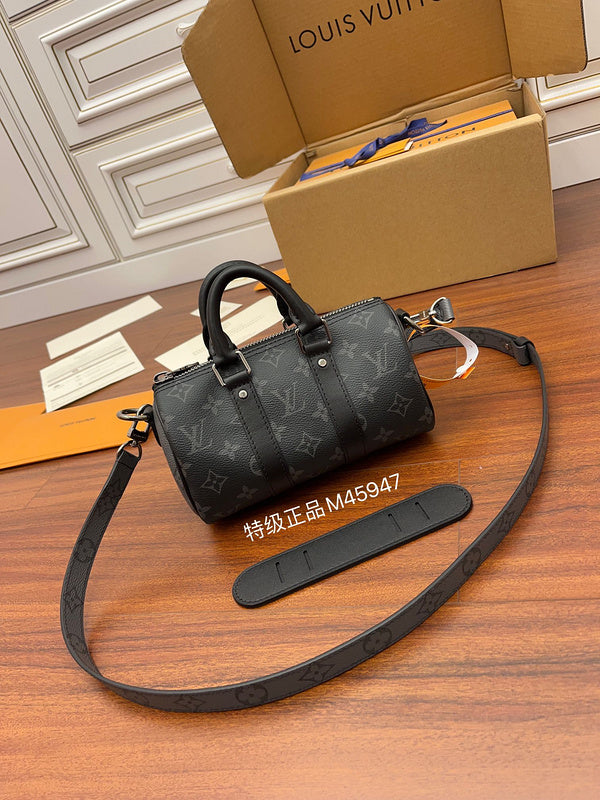 JB - LOV Travel Bags - 244