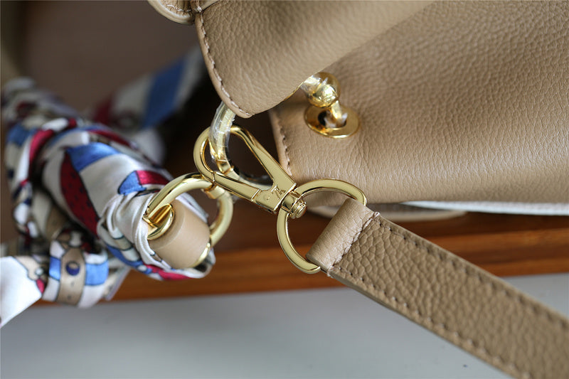 COZY - LOV Lady Bags - 1800
