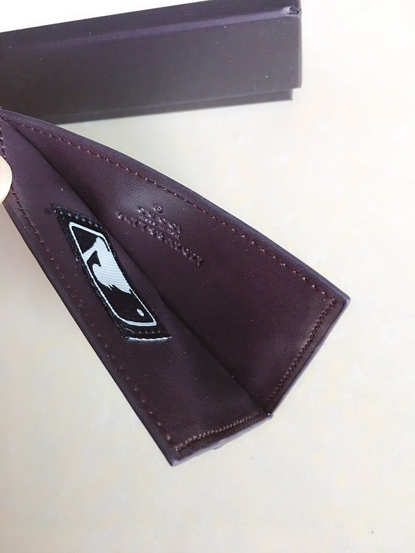 COZY - Guki Card Case - 081