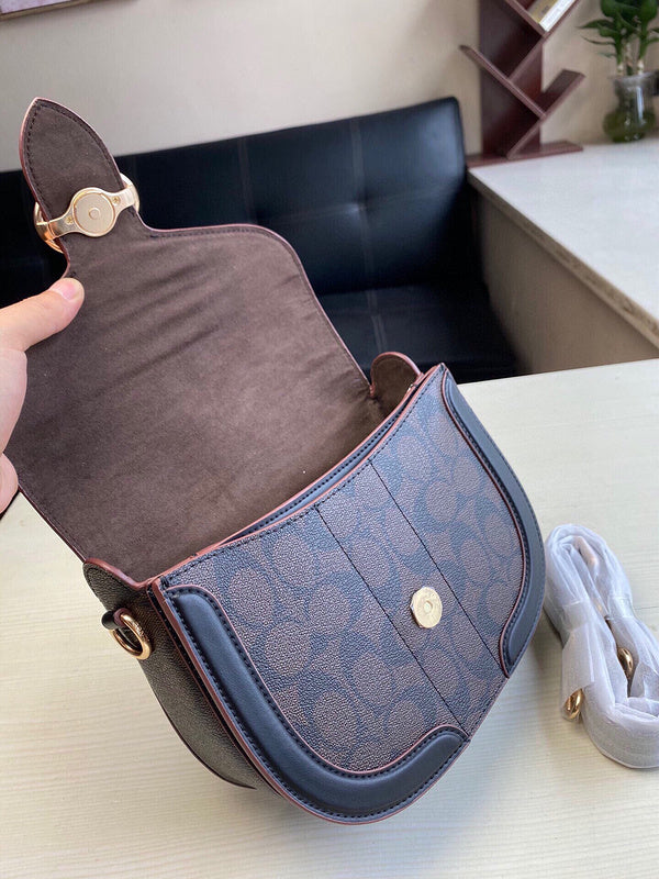 COZY - CAH Bags - 470