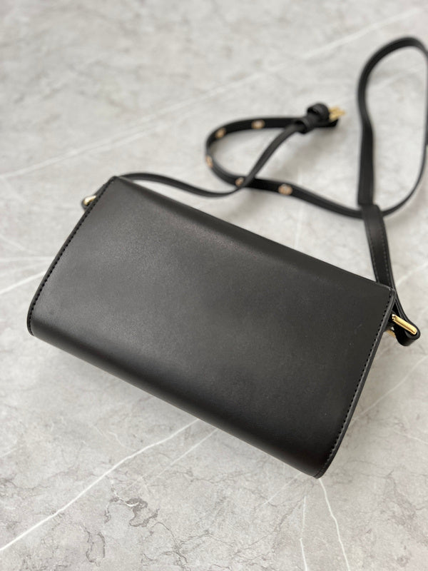 COZY - DAG Bags - 162