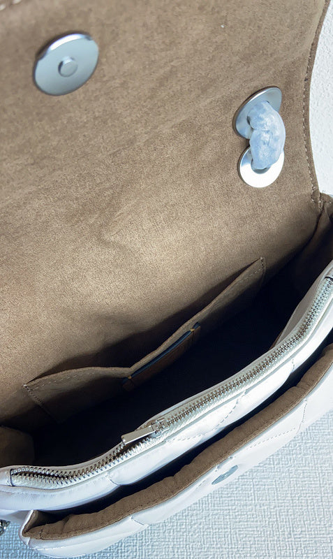 COZY - CAH Bags - 138