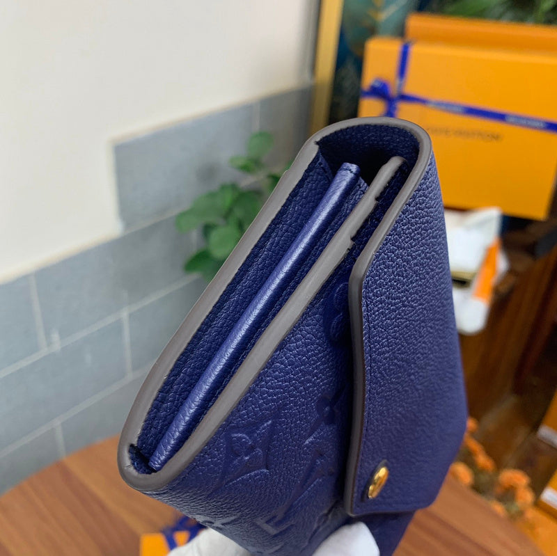 COZY - LOV Wallets - 504