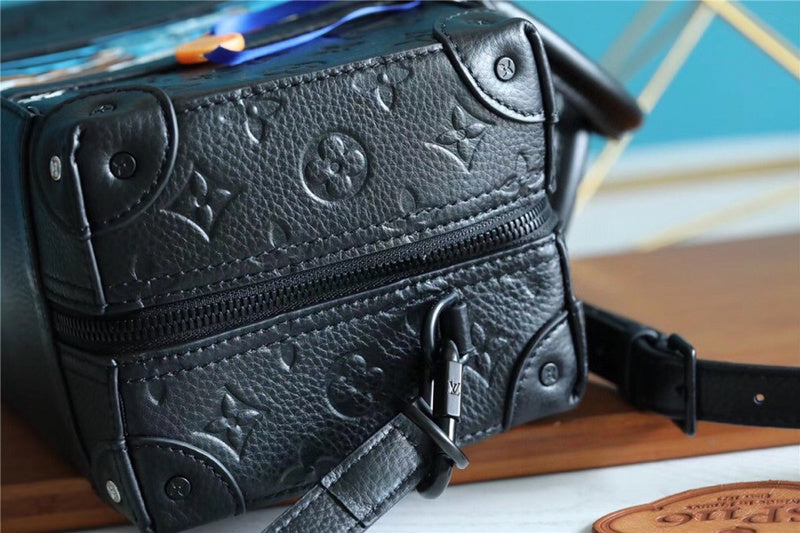 JB - LOV Travel Bags - 213