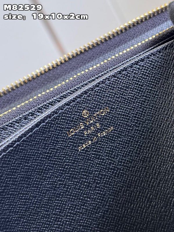 COZY - LOV Wallets - 134