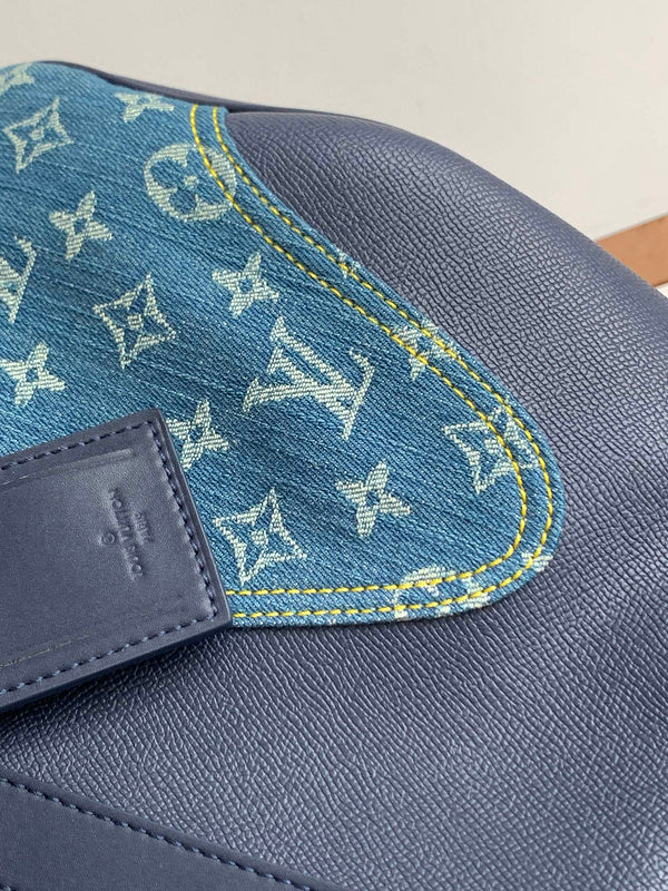 JB - LOV Travel Bags - 199