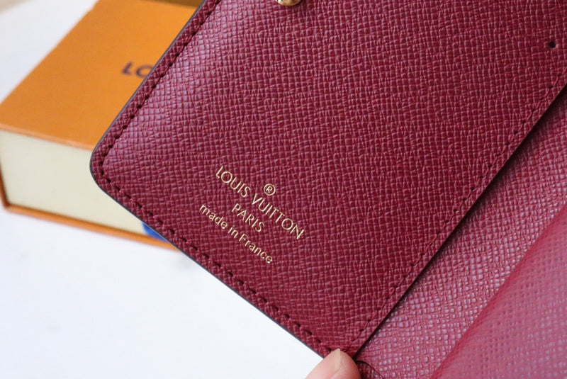 COZY - LOV Wallets - 483