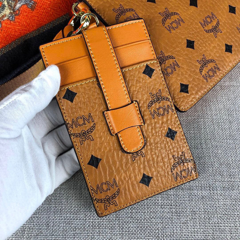COZY - MQM Wallets - 006