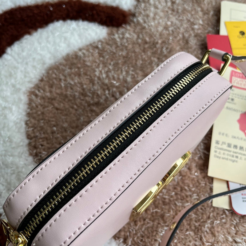 COZY - DAG Bags - 181