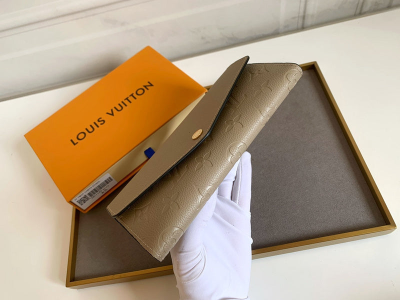 COZY BAGS - LOV Wallets - 667