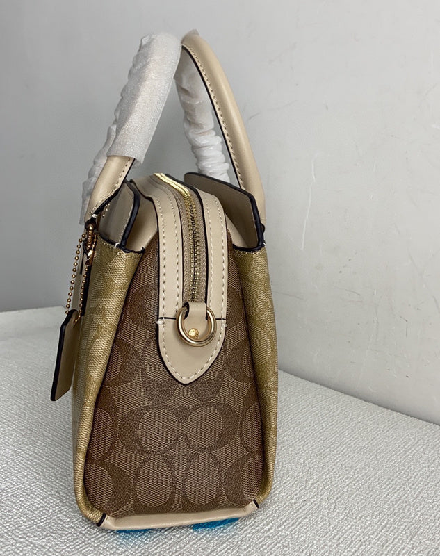 COZY - CAH Bags - 105
