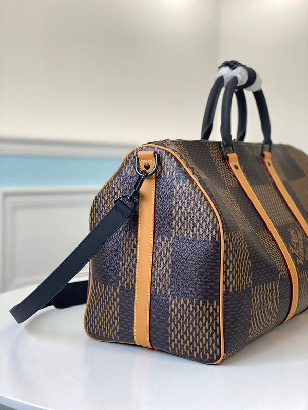 JB - LOV Travel Bags - 210