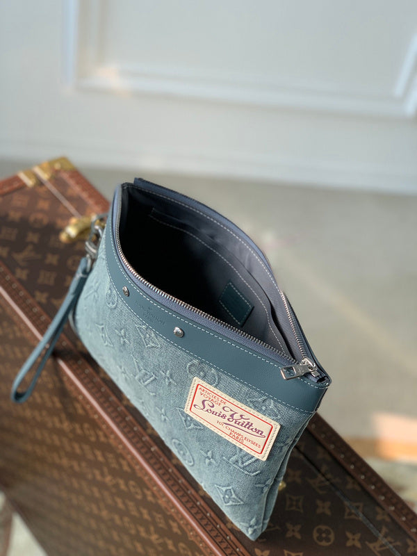 COZY - LOV Wallets - 154