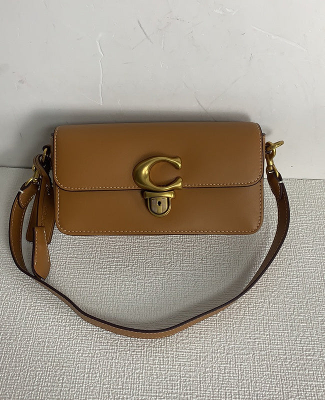 COZY - CAH Bags - 533
